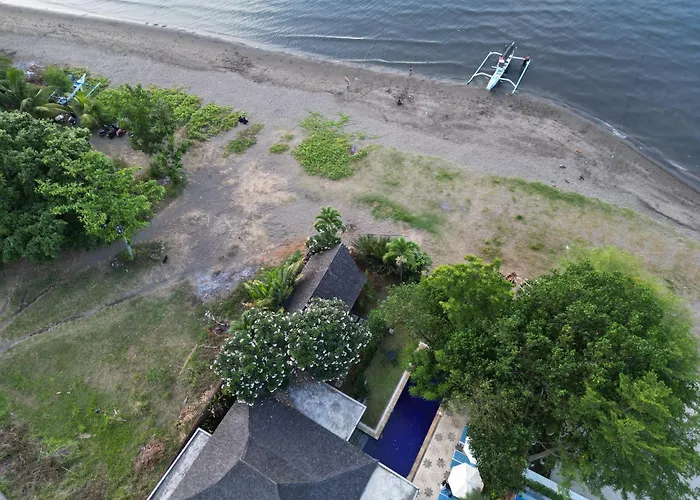 Joglo On The Villa Lovina Beach